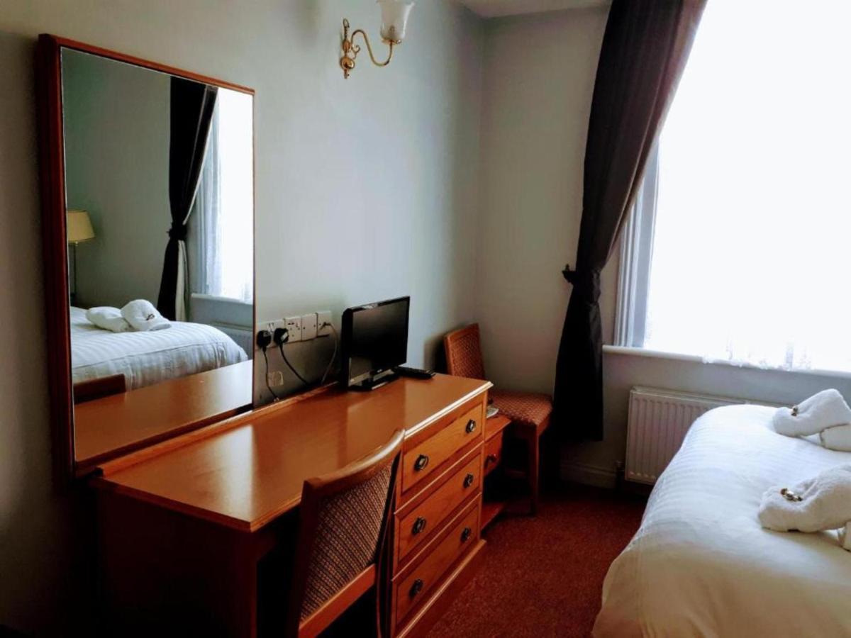 Hotel Oyo 3 Crescent Gardens Bath Zewnętrze zdjęcie